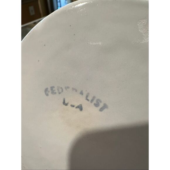 Vintage Federalist USA Pottery pitcher and basin - Picture 7 of 10